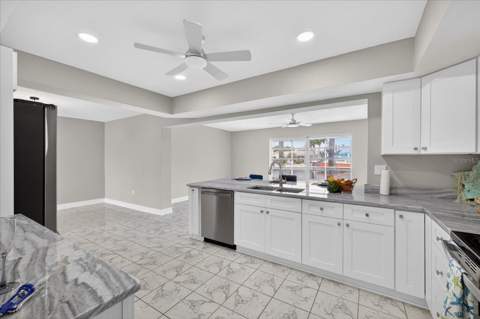 5110 Porpoise Place, New Port Richey FL - photo 15 of 71