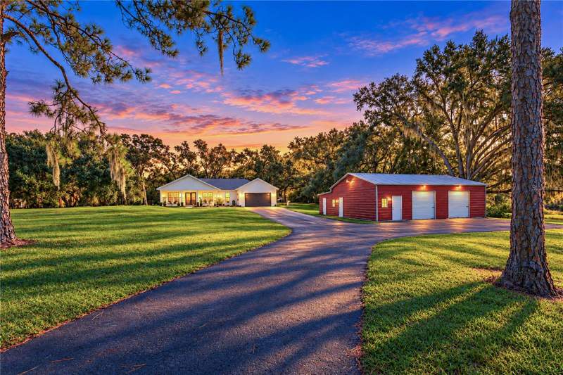 3 bedroom Single Family Residence at 5746 Frontier Drive, Zephyrhills Colony Co, Zephyrhills — photo 2