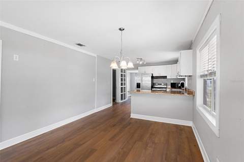 39014 Kirkland Drive, Zephyrhills FL - photo 15 of 28