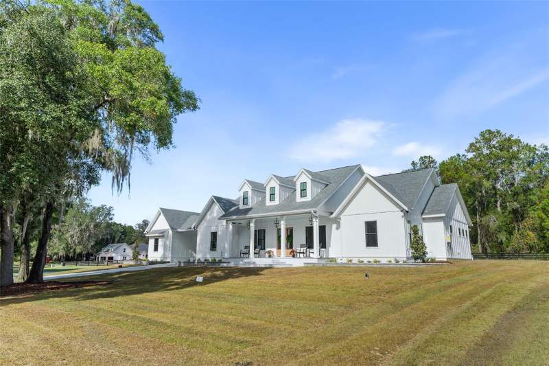 4 bedroom Single Family Residence at 17104 SW 11th Court, Barrington Pb 38 Pg 85, Newberry — photo 5