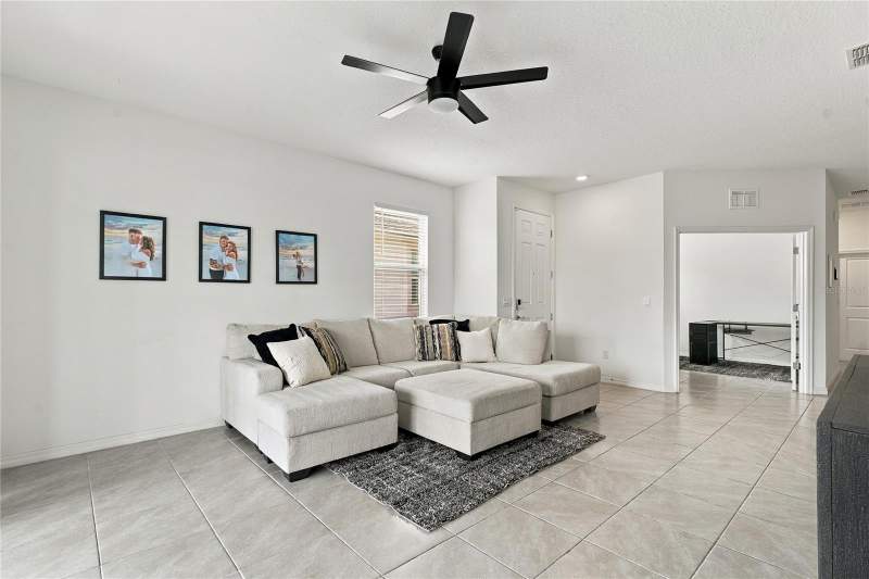 3 bedroom Villa at 8514 Bold Cypress Lane, Towns/Woodsdale Ph 1, Wesley Chapel — photo 5