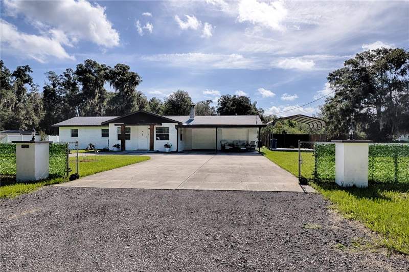 3 bedroom Single Family Residence at 1701 N Stone Street, Deland, Deland — photo 3