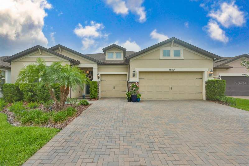 6 bedroom Single Family Residence at 18824 Alder Glen Drive, Birchwood Preserve, Lutz — photo 2