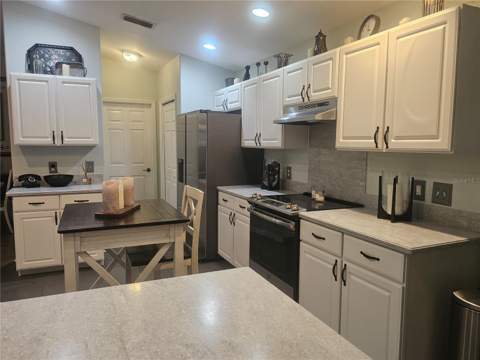 603 Canal Way, Oldsmar FL - photo 19 of 58