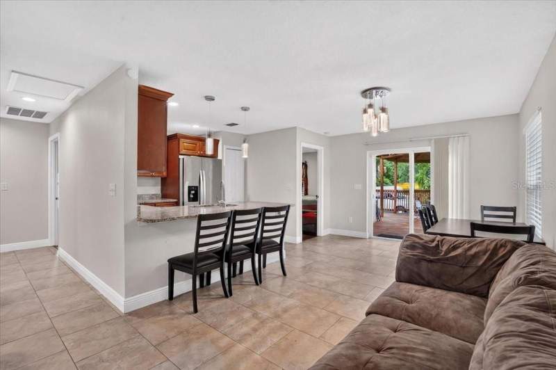 3 bedroom Single Family Residence at 1607 E Linebaugh Avenue, Tampa Overlook, Tampa — photo 5