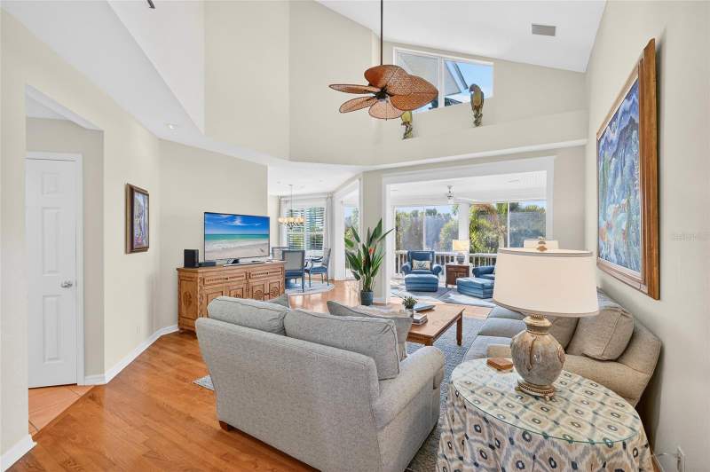 3 bedroom Townhouse at 760 Beach View Drive, Beach View At Boca Bay, Boca Grande — photo 3