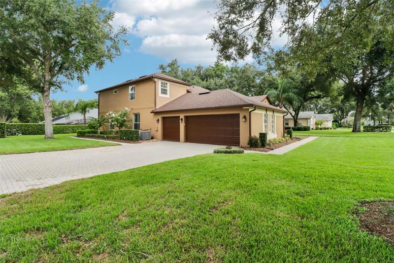 5 bedroom Single Family Residence at 2947 Cedar Crest Drive, Wekiva Run Ph I 01, Apopka — photo 3