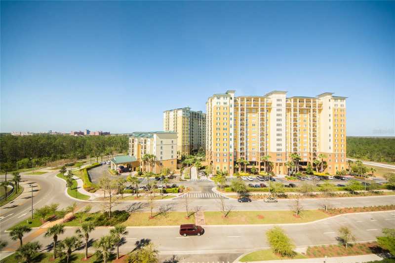 3 bedroom Condo - Hotel at 8112 Poinciana Boulevard #1802, Lake Buena Vista Resort, Orlando — photo 1