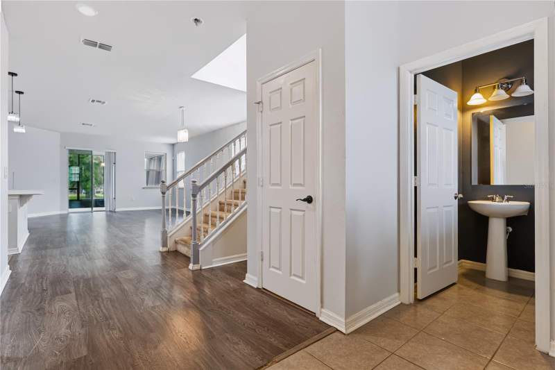 5 bedroom Single Family Residence at 4721 Grassendale Terrace, Silverleaf, Sanford — photo 2