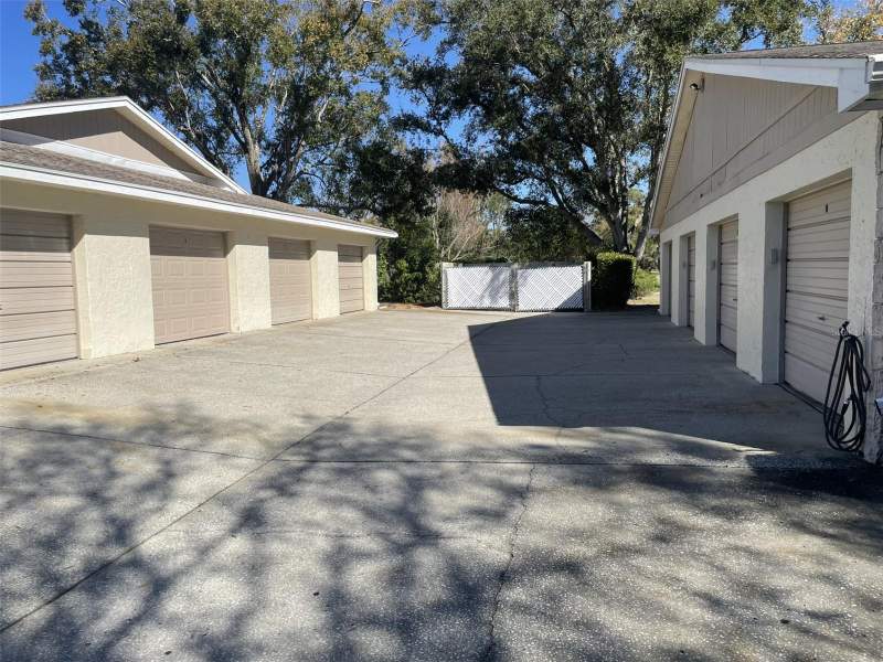 2 bedroom Villa at 1084 Dunrobin Drive #D, Highland Lakes Villas On The Green, Palm Harbor — photo 2
