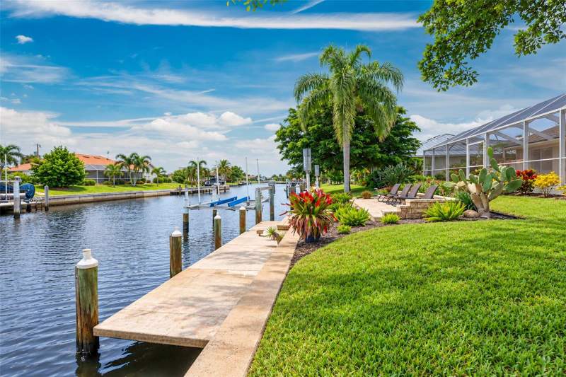 3 bedroom Single Family Residence at 1018 Conecta Drive, Punta Gorda Isles Sec 07, Punta Gorda — photo 5