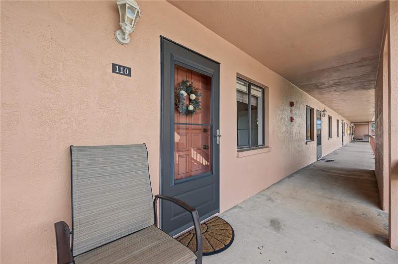 2 bedroom Condominium at 110 Lakeside Court #110, East Lake Woodlands Condo, Oldsmar — photo 2
