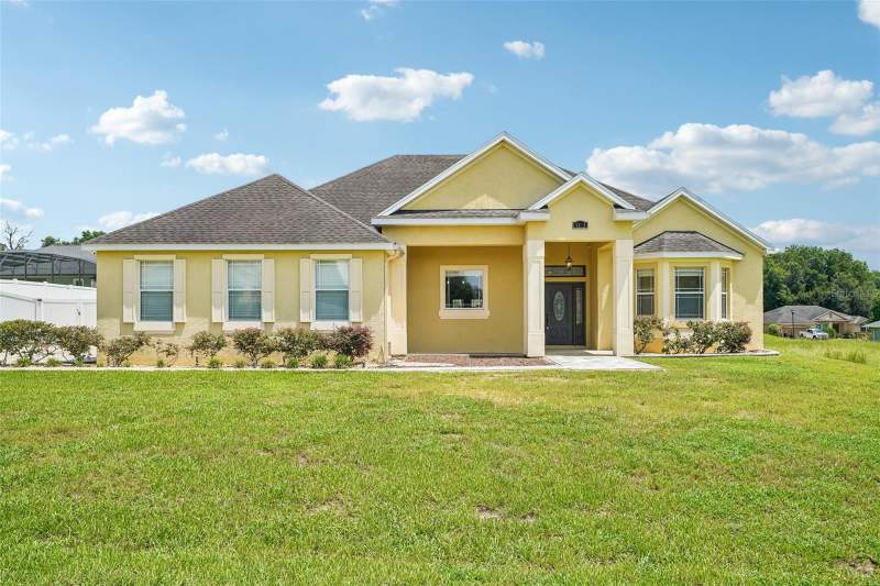 1113 MYRTLE BREEZES CT home for sale in Fruitland Park Lake Myrtle Breezes