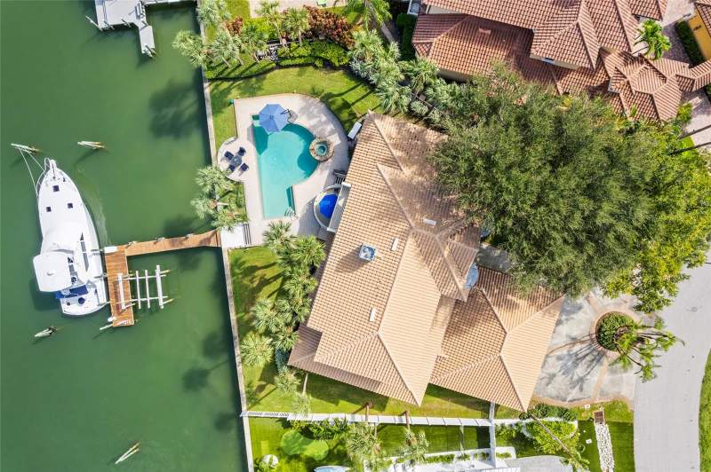 5 bedroom Single Family Residence at 833 Ponce De Leon Drive, Tierra Verde Unit 1 4th Rep, Tierra Verde — photo 2