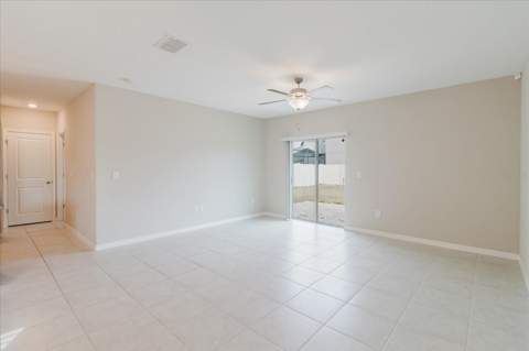 9411 Lemon Drop Loop, Sun City Center FL - photo 11 of 41