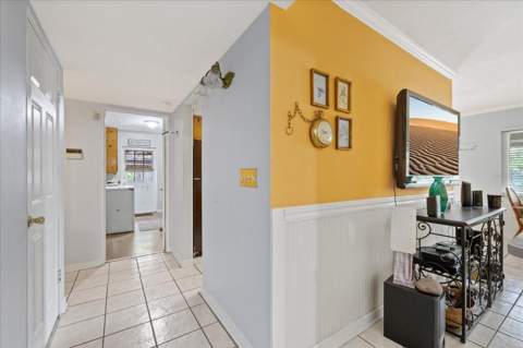 12510 Noreast Lake Drive, Tampa FL - photo 14 of 43