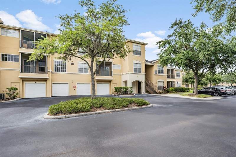 Oxford Place At Tampa Palms A