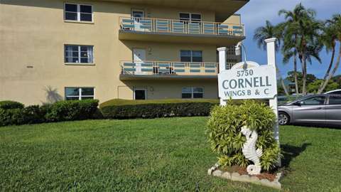 5750 80Th Street #C202, home for sale in St. Petersburg 33709