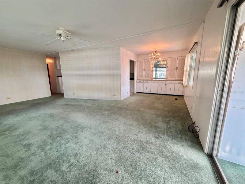 2 bedroom Mobile Home at 132 Tamarisk Way, Hawthorne At Leesburg A Coop, Leesburg — photo 2