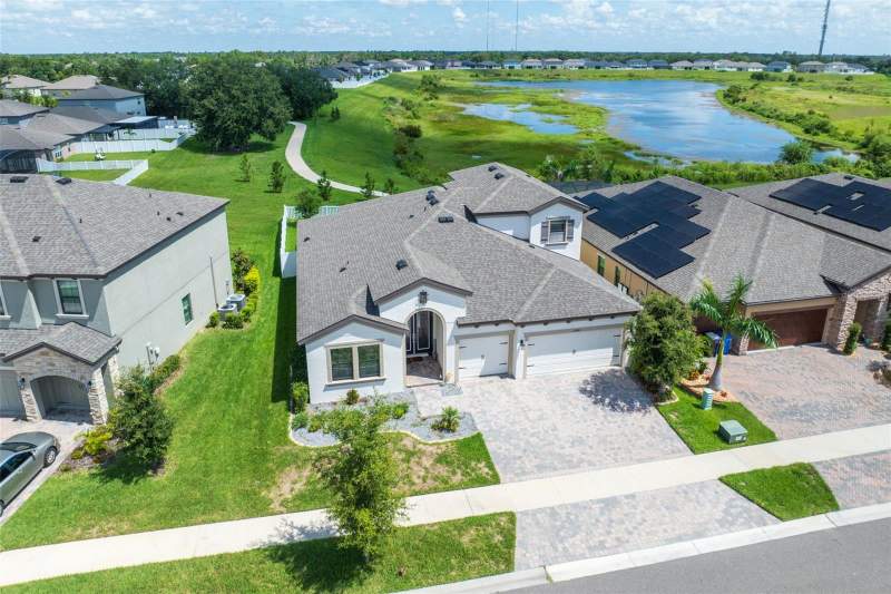 4 bedroom Single Family Residence at 12648 Bergstrom Bay Drive, Triple Crk Village N & P, Riverview — photo 2