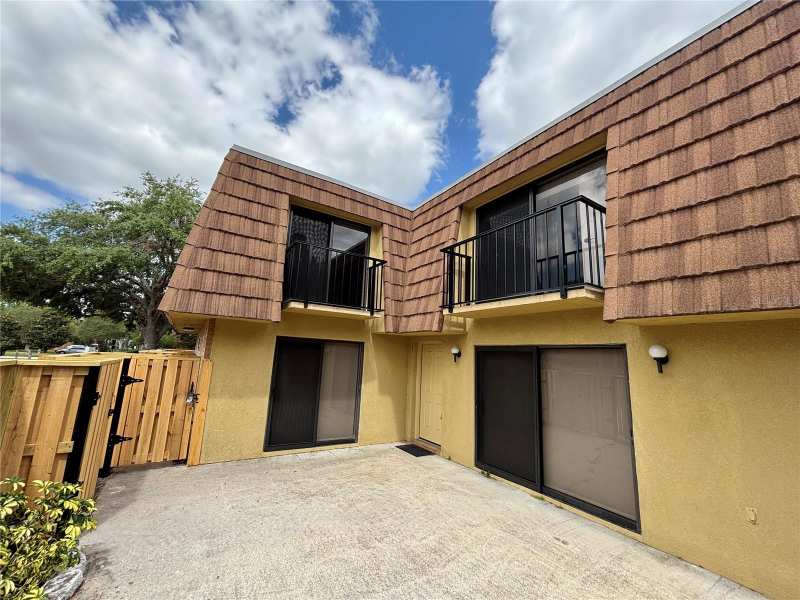2 bedroom Townhouse at 5341 Bamboo Court #418, Middlebrook Pines Ph 04, Orlando — photo 1