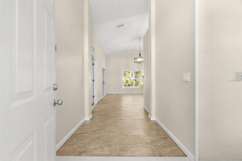 3 bedroom Single Family Residence at 9339 Calle Alta, Hunters Ridge, New Port Richey — photo 4