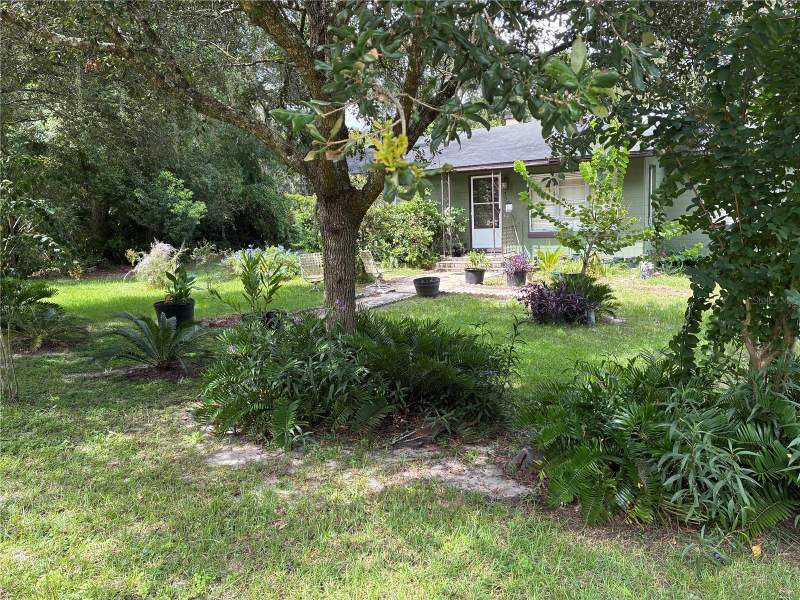 2 bedroom Single Family Residence at 131 Katrina Street, Beardsleys Deleon Spgs, De Leon Springs — photo 4
