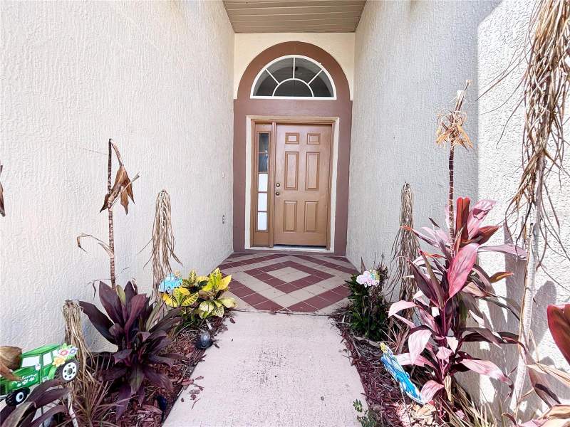 4 bedroom Single Family Residence at 15937 Wilkinson Drive, Westchester Ph 06 07, Clermont — photo 2