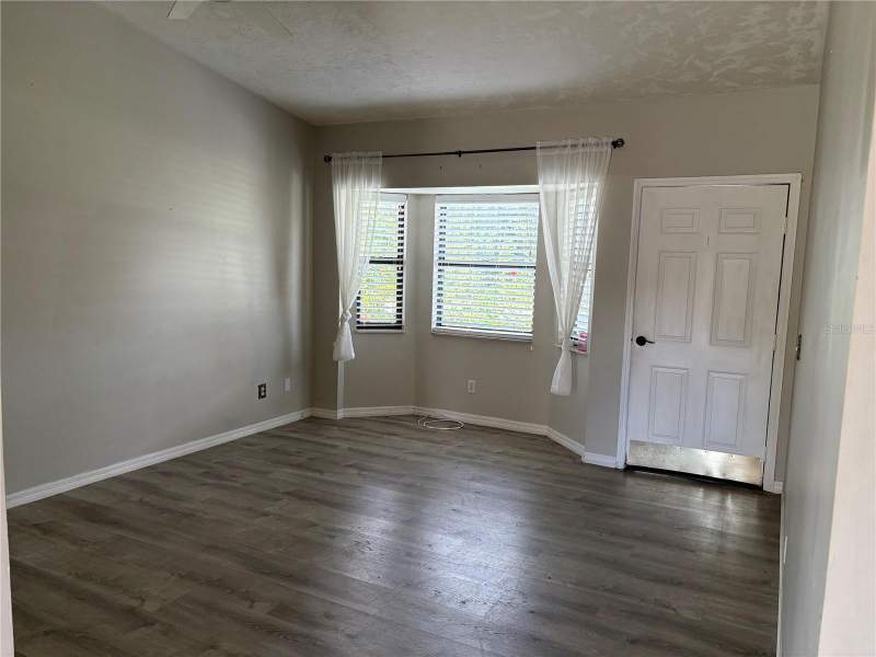 4 bedroom Single Family Residence at 17455 Masten Avenue, Port Charlotte Sec 016, Port Charlotte — photo 5