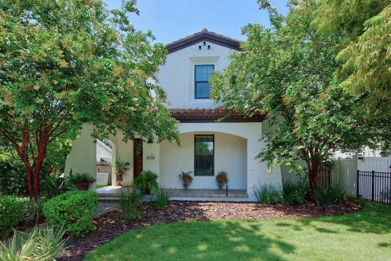 5 bedroom Single Family Residence at 626 35TH AVENUE, BRIDGEWAY ADD, ST PETERSBURG — photo 1