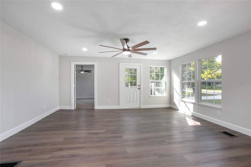 3 bedroom Single Family Residence at 1014 Talton Ave, Westwood, Deland — photo 5
