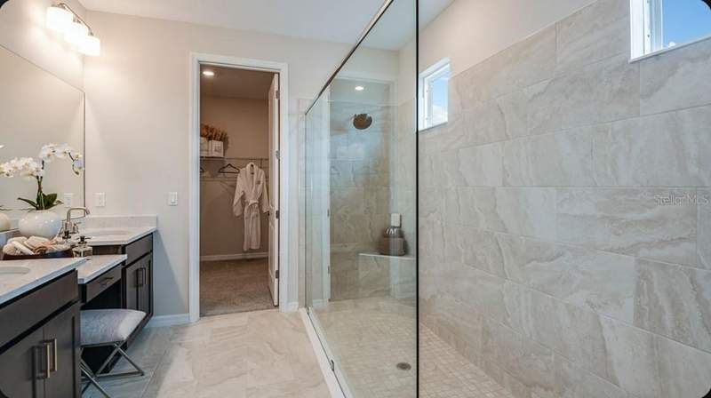 4 bedroom Single Family Residence at 5790 MEADS BAY POND ROAD, WESTVIEW, KISSIMMEE — photo 4