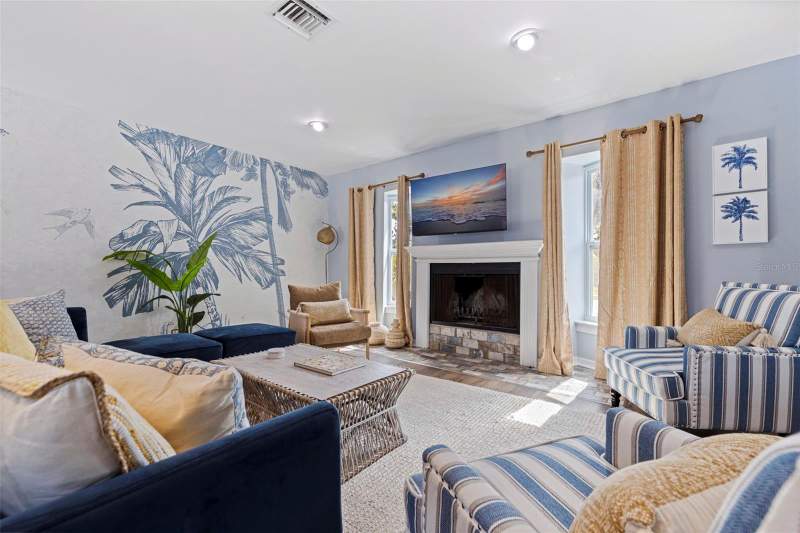 4 bedroom Single Family Residence at 8580 139th Lane, Orange Terrace 2nd Add, Seminole — photo 4