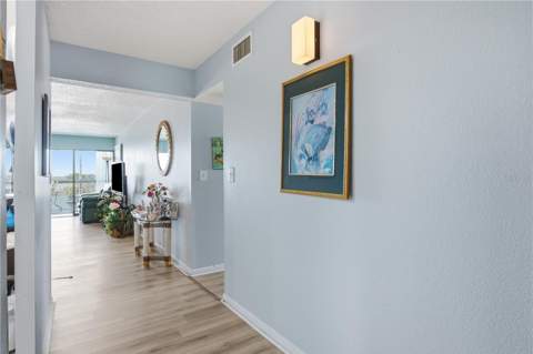 800 S Gulfview Boulevard #403, Clearwater Beach FL - photo 6 of 54