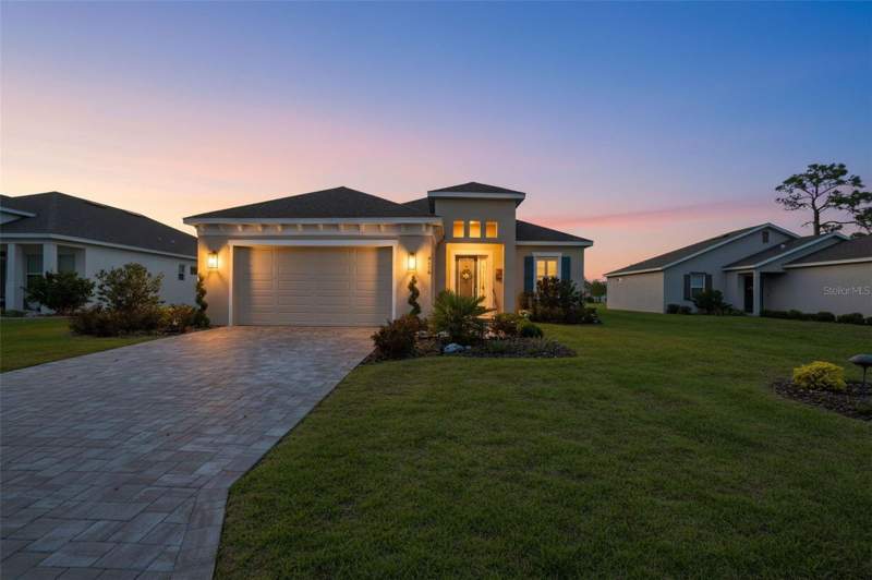 3 bedroom Single Family Residence at 9013 Mississippi Run, Glen Lakes Ph 1, Weeki Wachee — photo 2