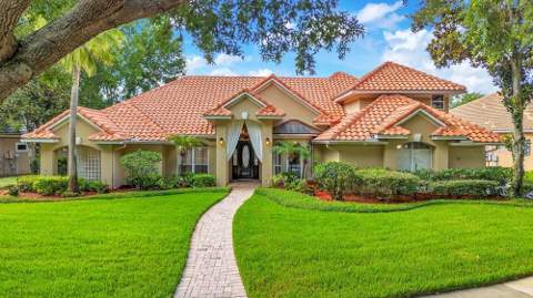 7718 Debeaubien Drive, Orlando FL - photo 6 of 98