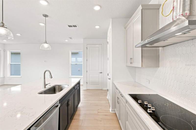 3 bedroom Single Family Residence at 3219 Voyager Avenue, Weslyn Park, St Cloud — photo 5