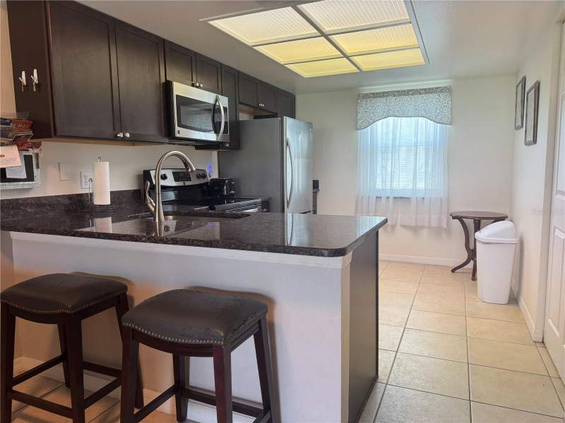 2 bedroom Condominium at 115 Windward Place #15, Meadows Condo At East Lake Woodlands, Oldsmar — photo 4