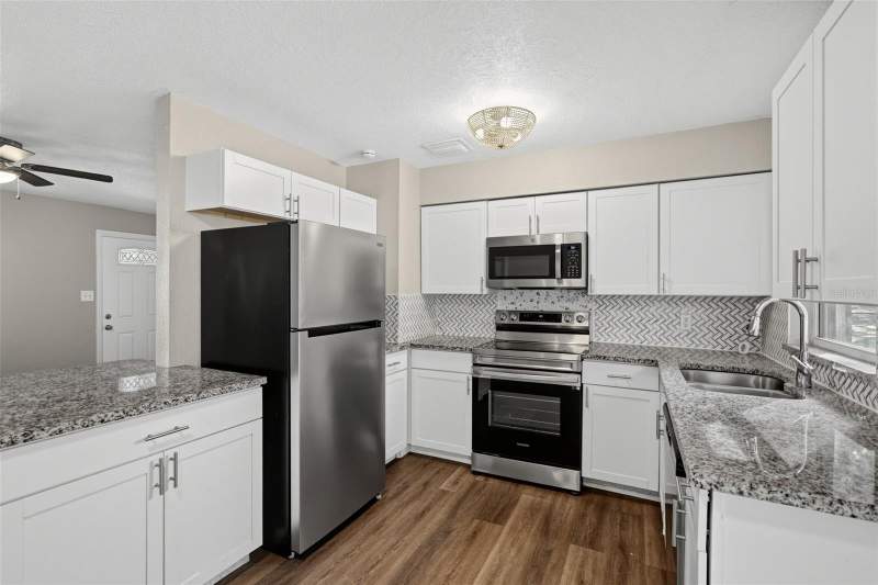 4 bedroom Single Family Residence at 4750 Goldsboro Court, Malibu Groves Fourth Add, Orlando — photo 3