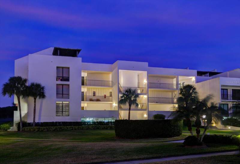 2 bedroom Condominium at 50 Coe Road #311, Belleview Biltmore Villas Baygreen Condo, Belleair — photo 2