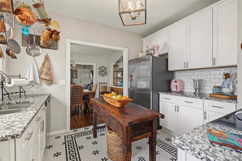 2 bedroom Single Family Residence at 809 E Flora Street, Bungalow Park East Rev Map, Tampa — photo 3