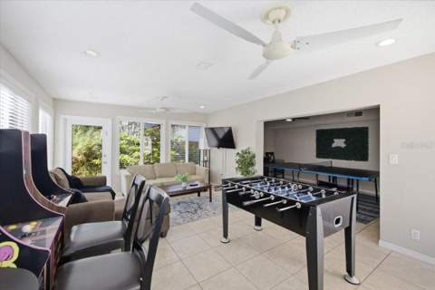 4710 Travertine Drive, Tampa FL - photo 13 of 38