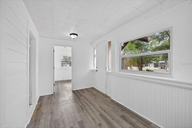 4 bedroom Single Family Residence at 2211 22nd Avenue, Meares G W Rev Map, St Petersburg — photo 3