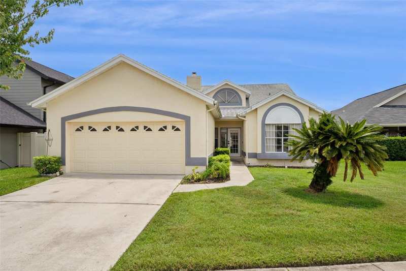 3 bedroom Single Family Residence at 14532 Musket Fire Lane, Hunters Creek Tr 150 Ph 03, Orlando — photo 1