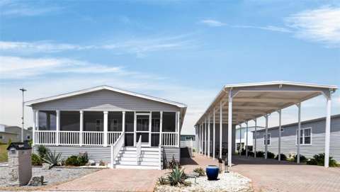 10039 Sterling Avenue, home for sale in Dade City 33525