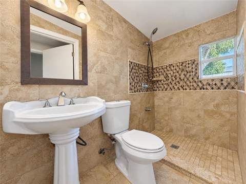 3205 W Rogers Avenue, Tampa FL - photo 11 of 26