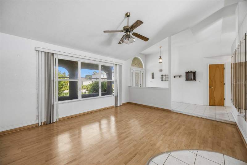 4 bedroom Single Family Residence at 23179 Avacado Avenue, Port Charlotte Sec 020, Port Charlotte — photo 5