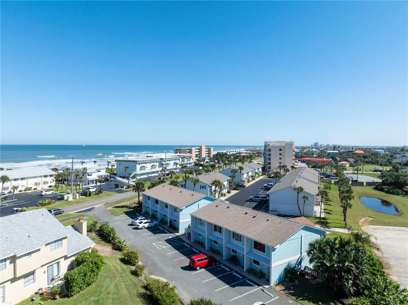 2 bedroom Townhouse at 4786 S Atlantic Avenue #4B, The Lighthouse Dunes Of Oakridge Village, Ponce Inlet — photo 1