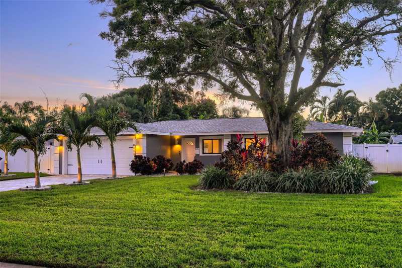 3 bedroom Single Family Residence at 6053 28th Street, Vera Manor, St Petersburg — photo 1