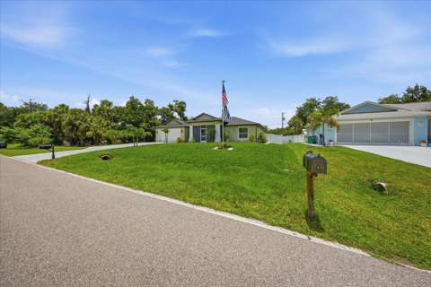 17432 Shirley Avenue, Port Charlotte FL - photo 8 of 63